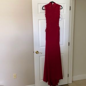 NWT red gown. Beautiful for Prom or formal event.